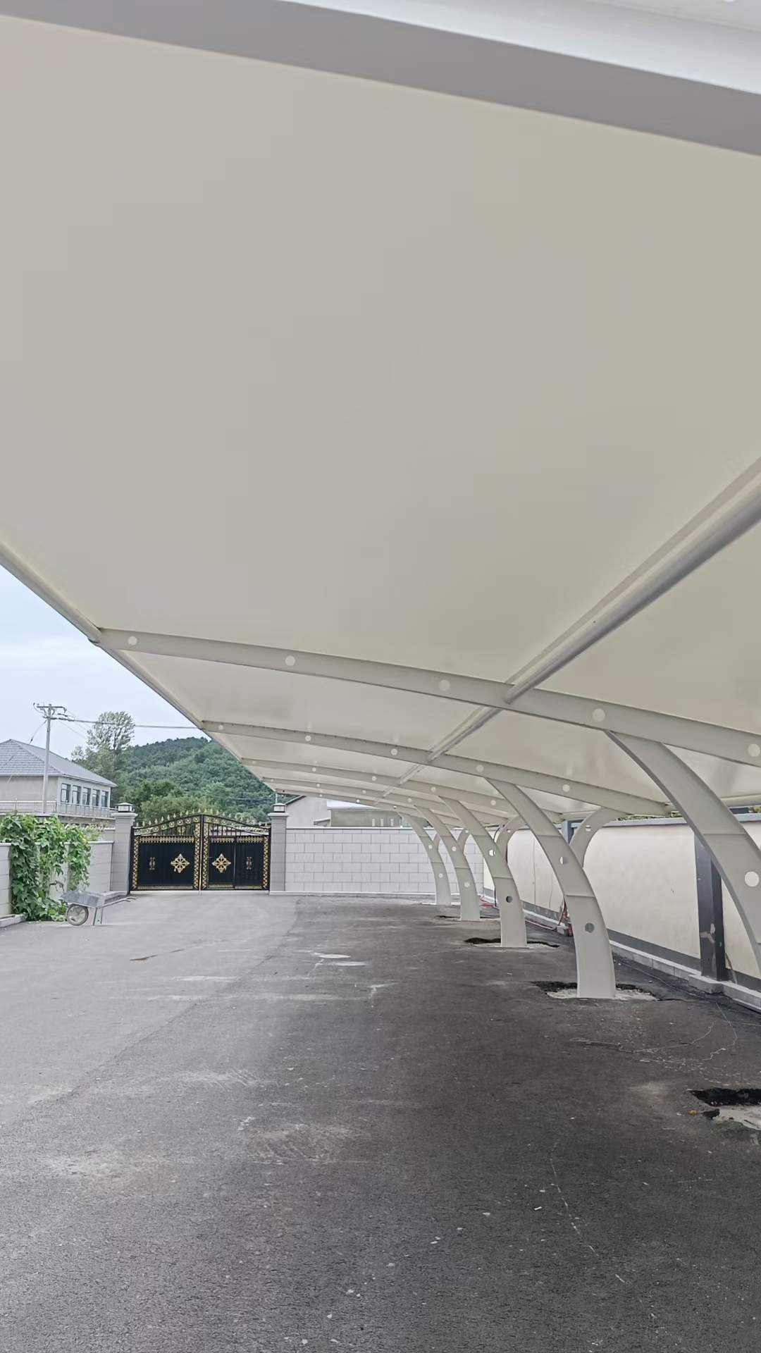 交流充电桩停车棚