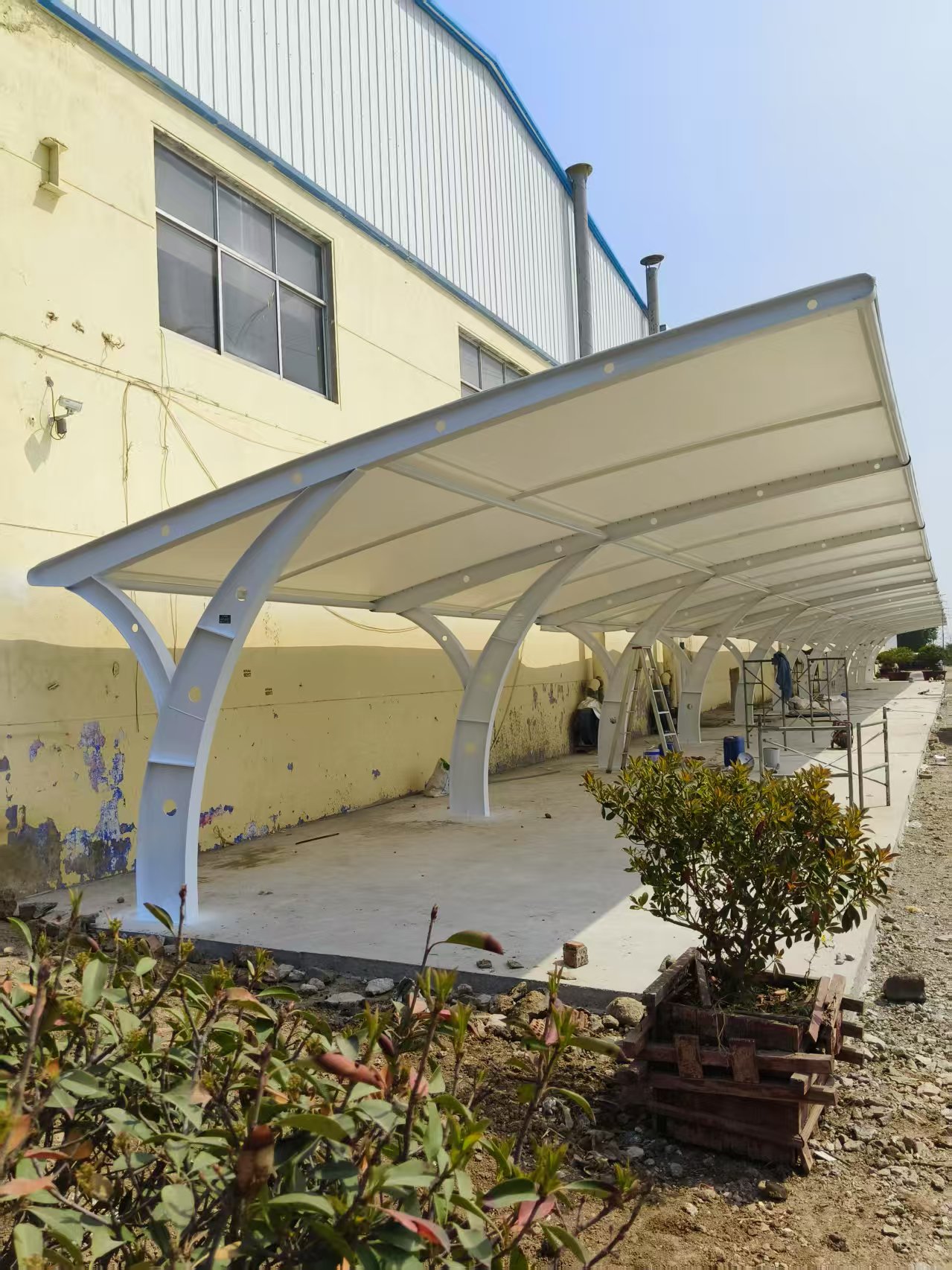 企业充电桩停车棚